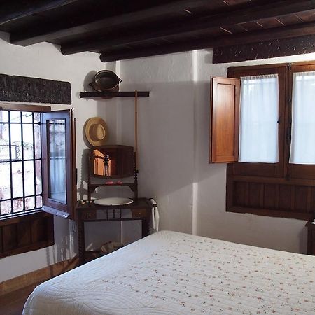Posá la Cestería Baños de la Encina Habitación foto