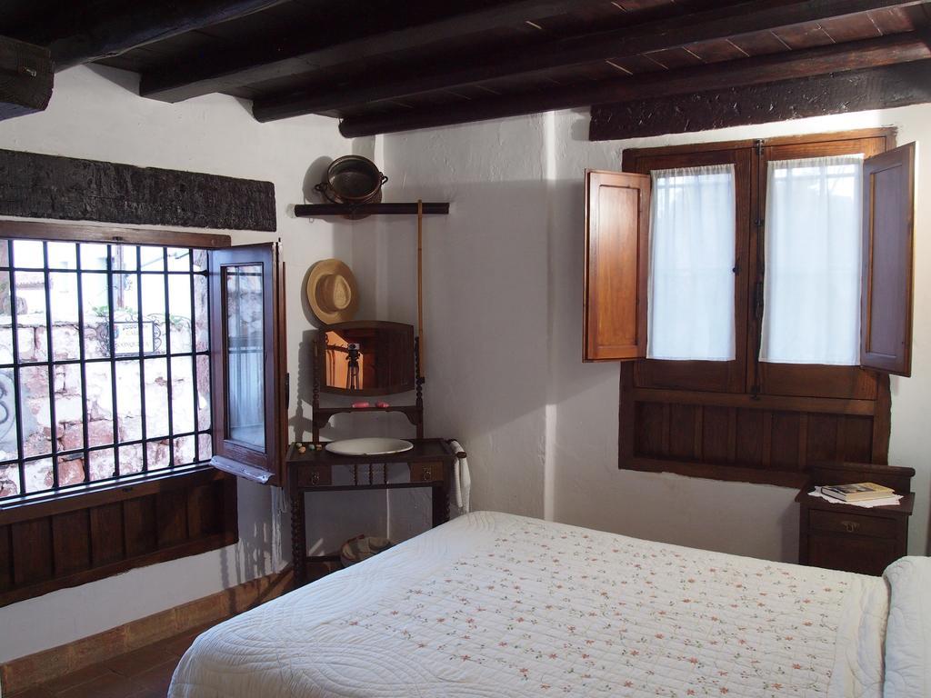 Posá la Cestería Baños de la Encina Habitación foto