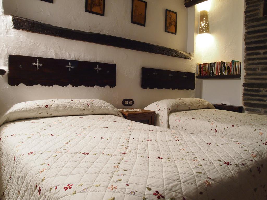 Posá la Cestería Baños de la Encina Habitación foto